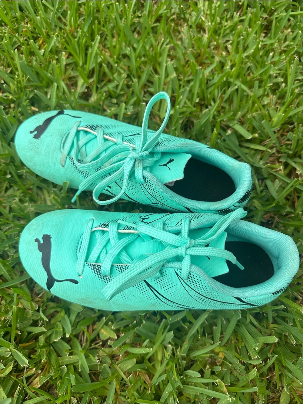 Puma Kids Teal Athletic Soccer Shoes
